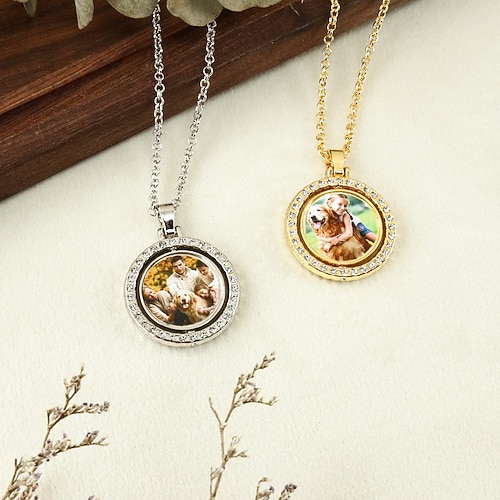 Personalisierte Hochzeitsgeschenk für Paare – Foto rotierender Halskette – Doppelseitiger goldener Anhänger perfektes Hochzeitsgeschenk für Liebende Image