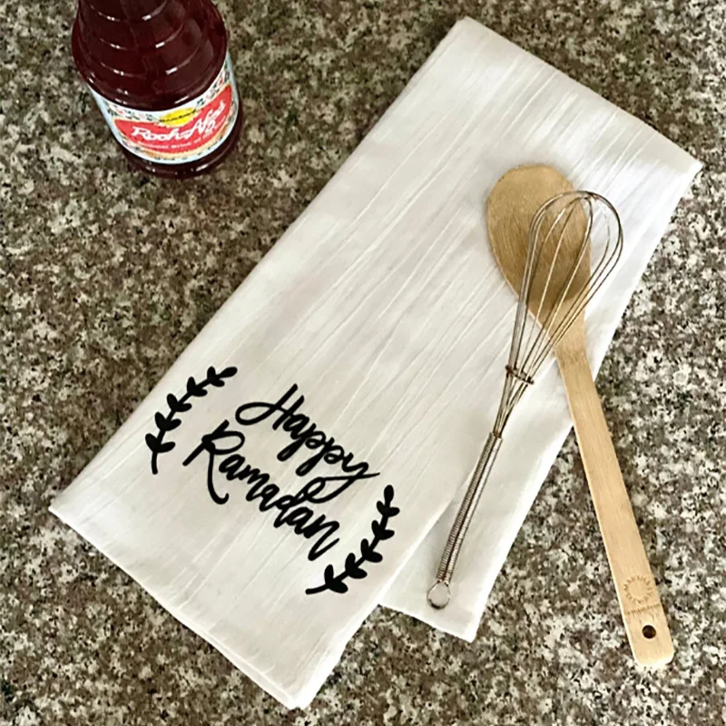 Weißes, weiches Happy Ramadan Küchenhandtuch, 1 Stück, für muslimische Geschenkdekoration, Bauernhaus, Vintage-Stil, Ramadan-Dekor für muslimische Gastgeschenke Image
