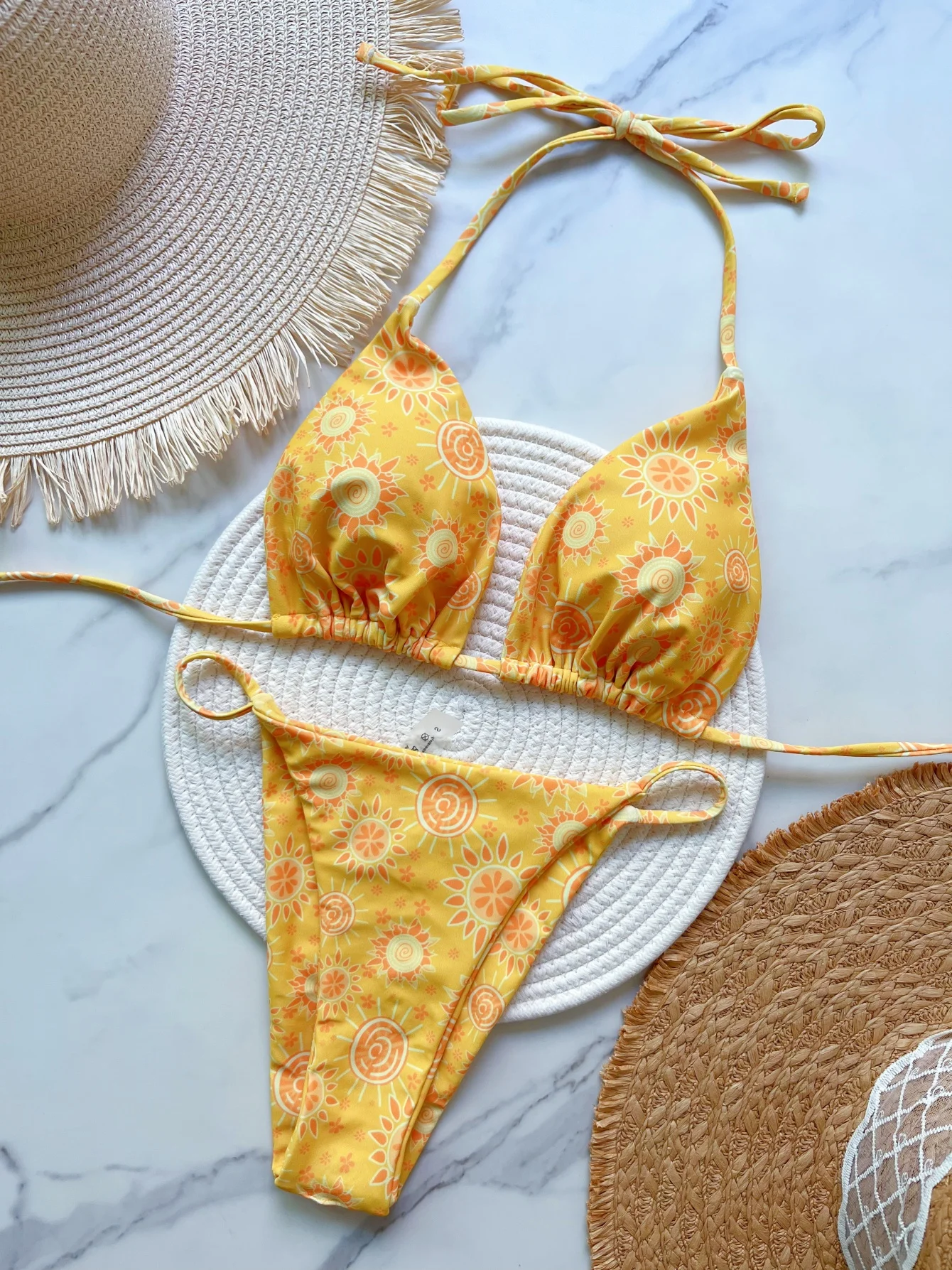 Bademode für Damen, gelber Druck, brasilianisches Bikini-Set, sexy Tanga-Badeanzug, zweiteilig, Neckholder-Badeanzug für Damen, 2024, Strandkleidung