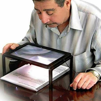 Ganzseitige Leselupe, große rechteckige Handlupe mit 4 LED-Leuchten, 3-fache Lupe zum Lesen für Image