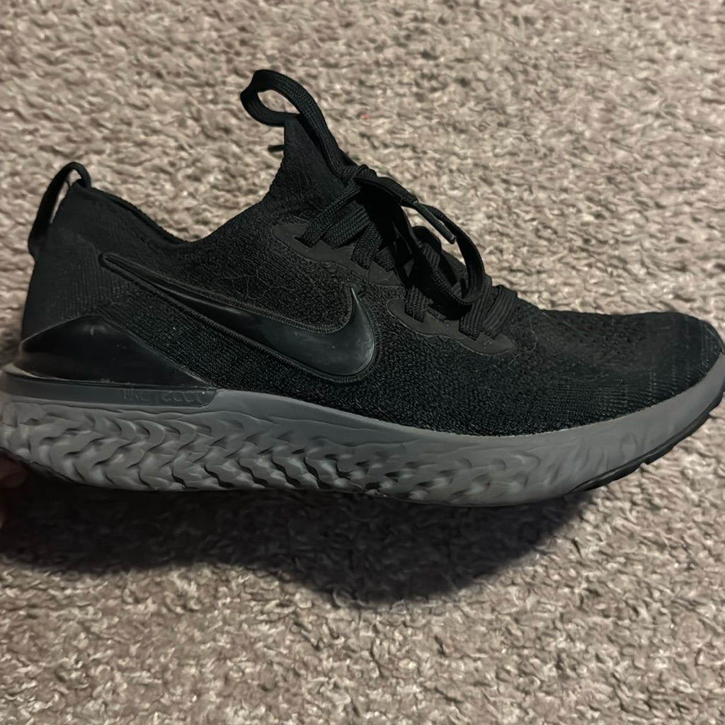 Nike Shoes | Black Nike Tennis Shoes | Color: Black | Size: 7.5