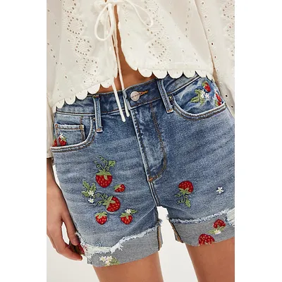 Driftwood Frannie Shorts at Free People in Strawberry Fields, Size: 29