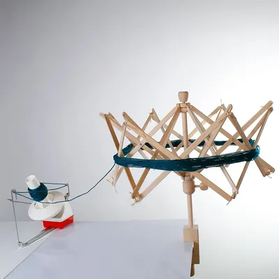 1 PCs Wooden Swift Yarn Winder String Wool Winder Holder Umbrella Hand-Operated Knitting Needle Yarn