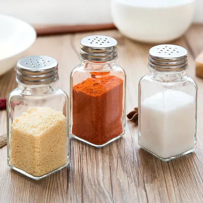 Kitchen Glass Spice Bottle Barbecue Seasoning Bottle with Lid Salt and Pepper Shaker Pepper Shaker