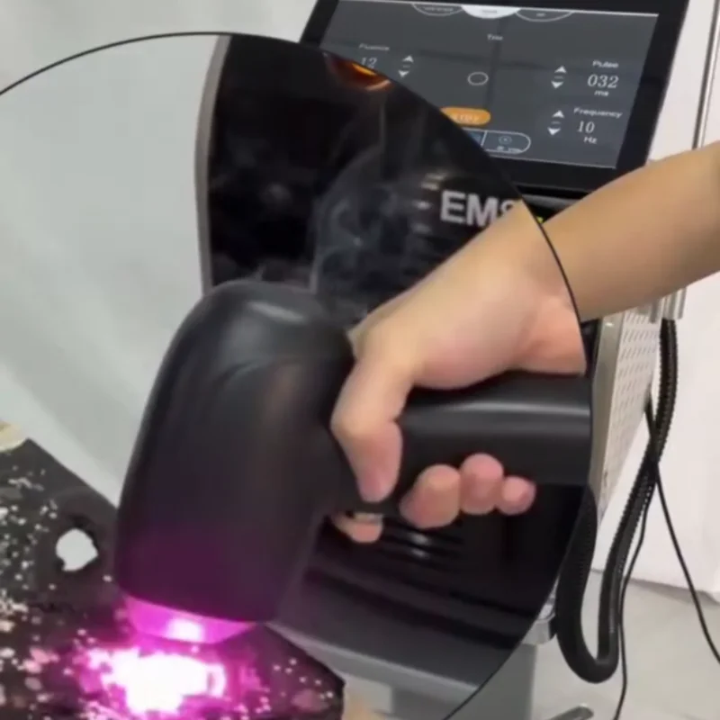 Laser a diodi e laser a picosecondi 2 in 1 Macchina per la rimozione dei tatuaggi con depilazione laser a diodi 808 con 4 lunghezze d'onda 755nm 808nm 1064