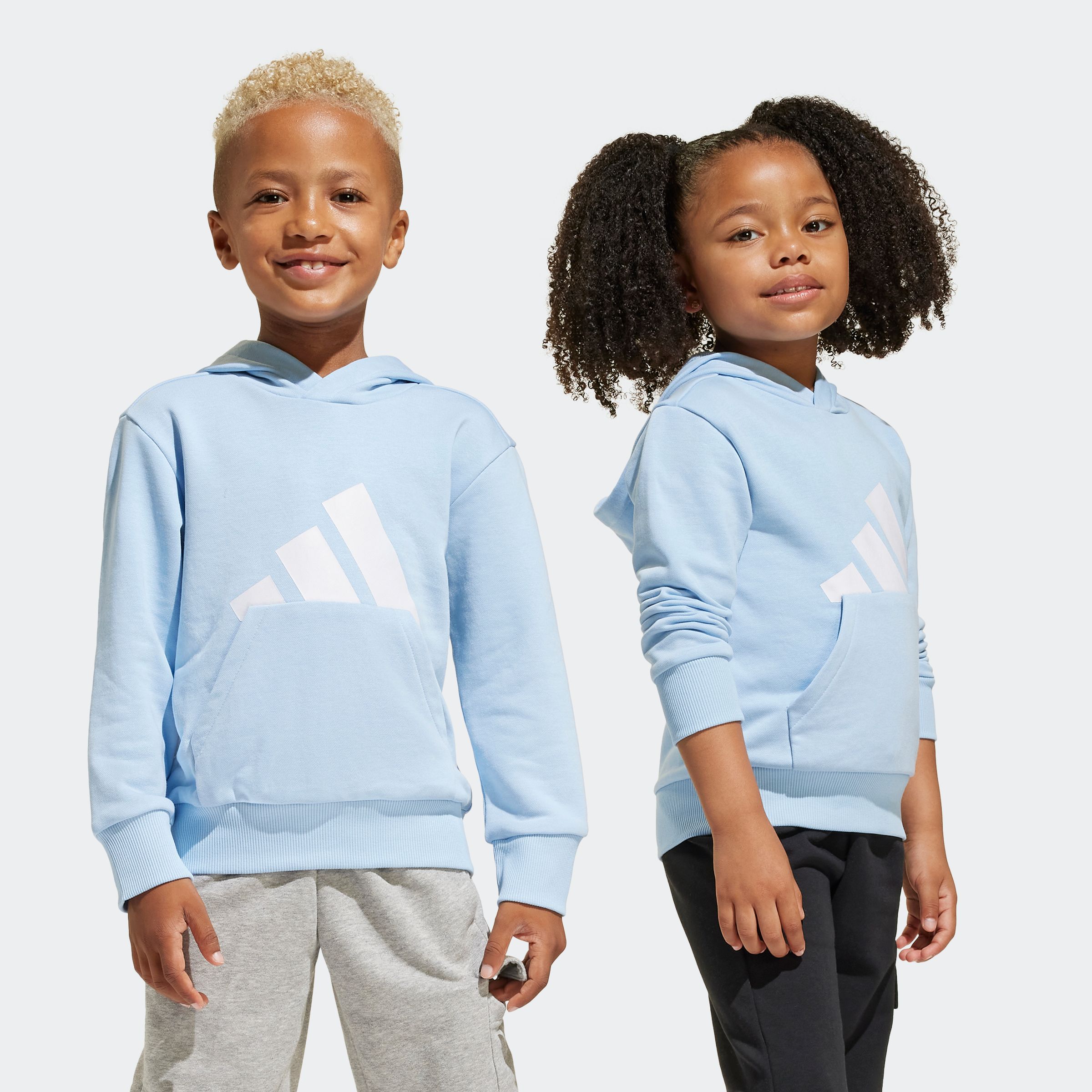 Kapuzensweatshirt ADIDAS SPORTSWEAR "LK BL FT HD", Kinder, Gr. 122, blau (glow blau, weiß), Obermaterial: 55% Baumwolle, 36% Polyester, 9% Viskose, Sweatshirts Image