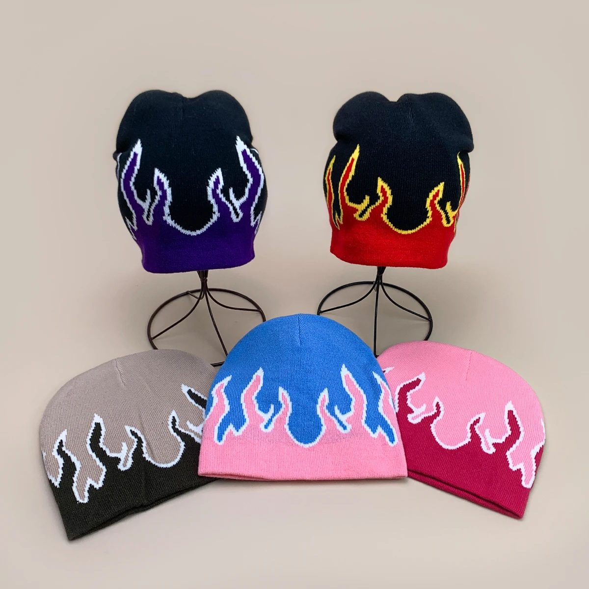 Neue Herbst und Winter Farbblock Mode Feuer Unisex Hip Hop Flamme Gestrickte Hüte Warme Amerikanische Stil Vielseitige Straße Mützen