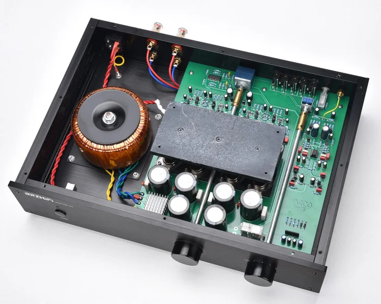 Reference Musical Fidelity 120.2 Goldversiegelter Röhren-Leistungsverstärker der Klasse A Image