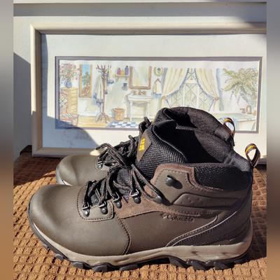 Columbia Shoes | Columbia "Newton Ridge" Brown Leather Waterproof Hiking/Weather Boots. Size 11w. | Color: Brown | Size: 11