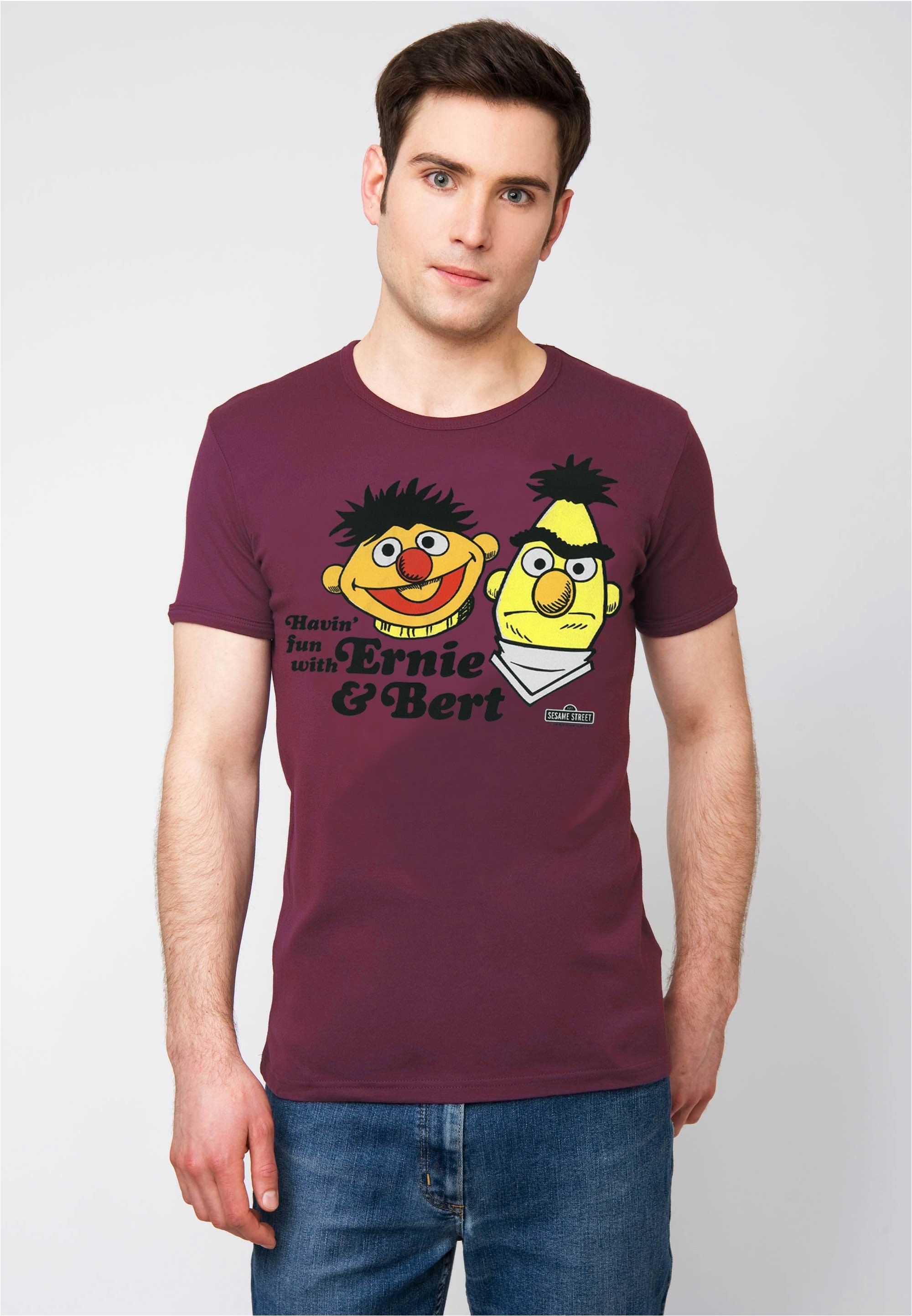 T-Shirt LOGOSHIRT "Sesamstrasse - Ernie & Bert", Herren, Gr. M, lila, 100% Baumwolle, unifarben, normal, Rundhals, Shirts T-Shirt, mit lizenziertem Print