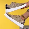 Mode Goldene frauen Skateboard Schuhe Plus Größe 42, Lace Up Glänzende Schuhe Frauen Casual