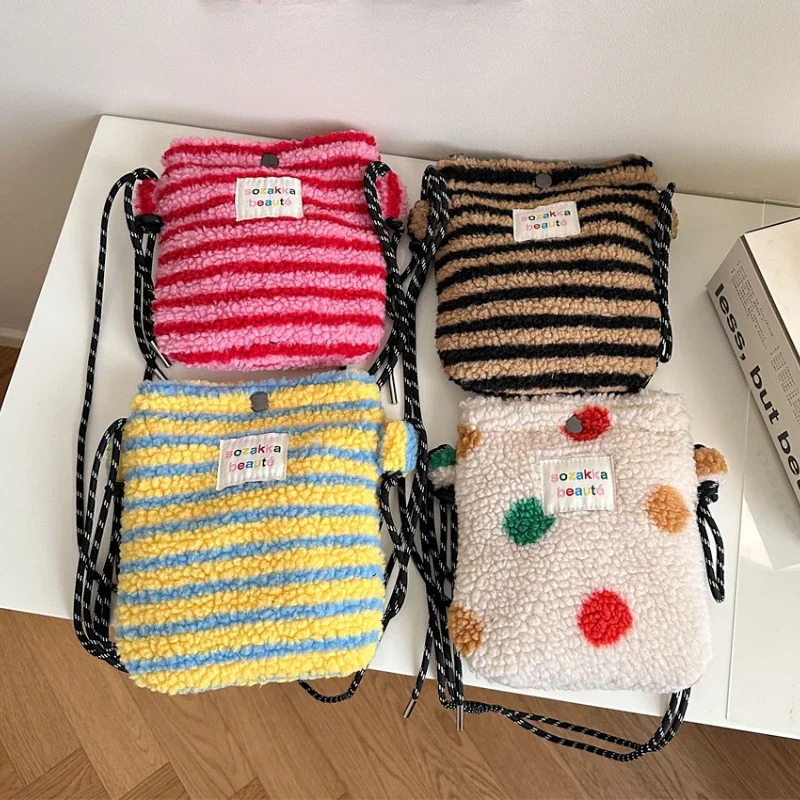 Neue Plüsch Dot Umhängetaschen für Frauen Nette Rosa Einzelnen Schulter Umhängetasche Frauen Einkaufen Lagerung Tasche Tragbare Telefon Beutel Image