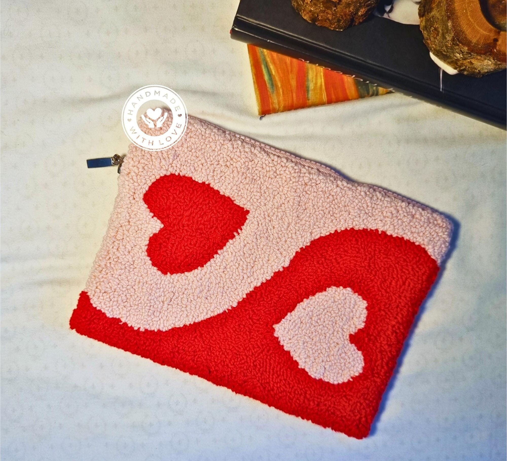 Étui Kindle paperwhite - Pochette Kindle brodée Hearth - Couverture Oasis de la liseuse E - Rat de bibliothèque fait main - Jolie pochette pour livre