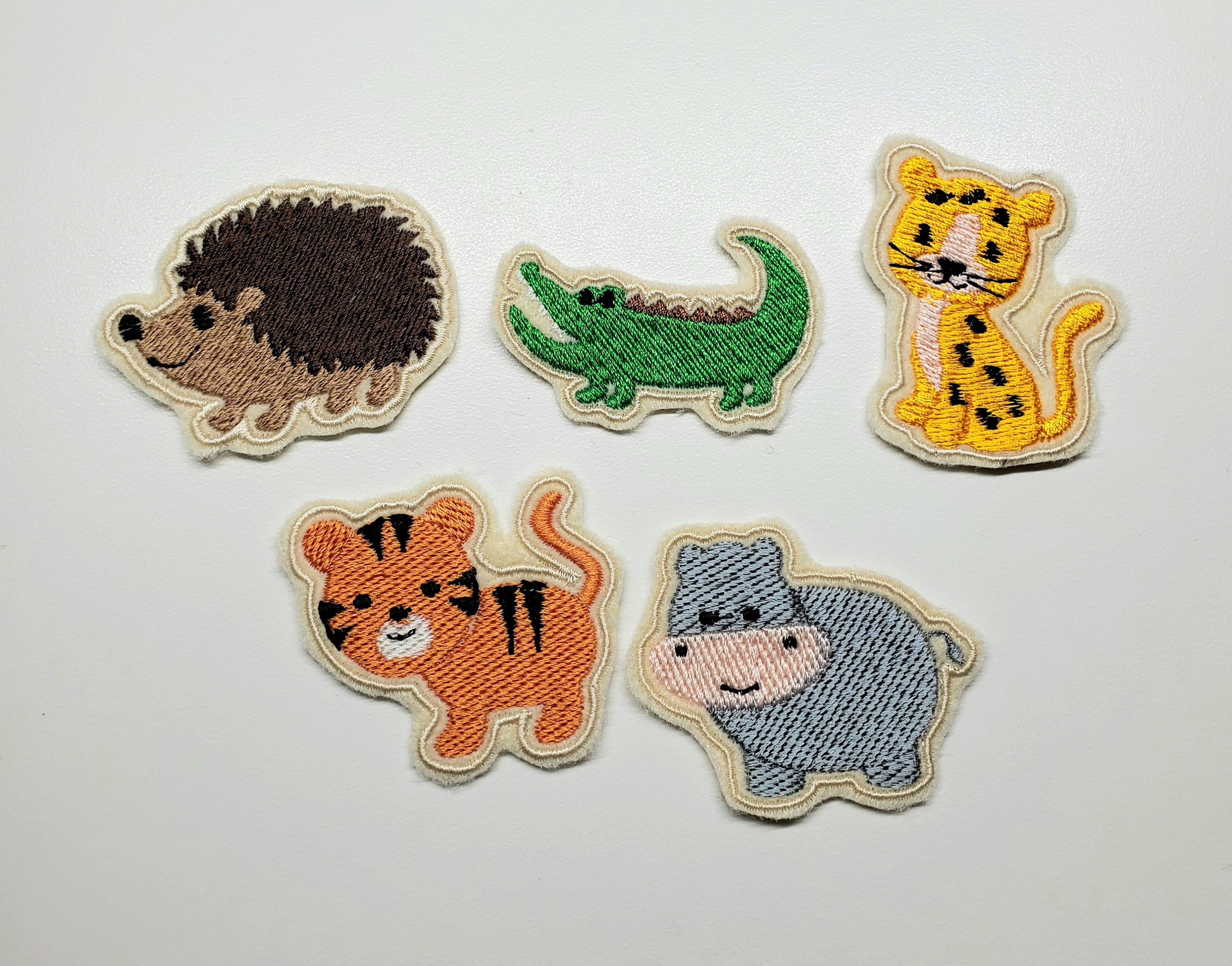Toppe ricamate stravaganti, toppa riccio, toppa ghepardo, toppa tigre, toppa ippopotamo, toppa coccodrillo, toppe in feltro, toppa termoadesiva