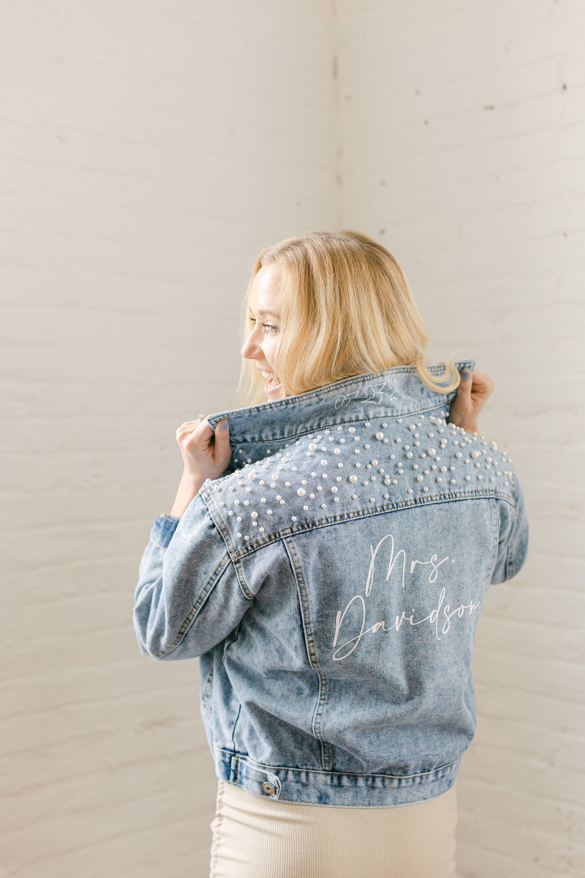 Giacca di jeans con perle / Giacca di jeans / Giacca di jeans da sposa / Giacca di jeans personalizzata / Giacca di jeans della signora