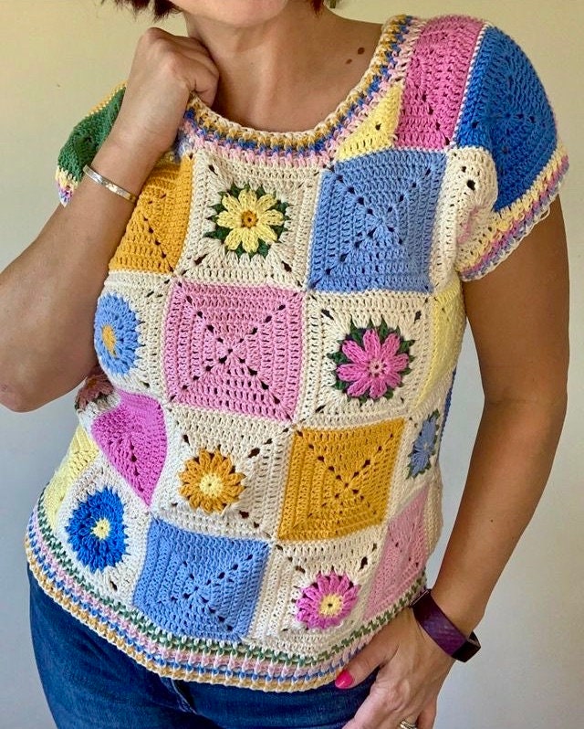 Modello maglione quadrato della nonna, modello maglione all'uncinetto, modello maglione all'uncinetto, modello quadrato della nonna