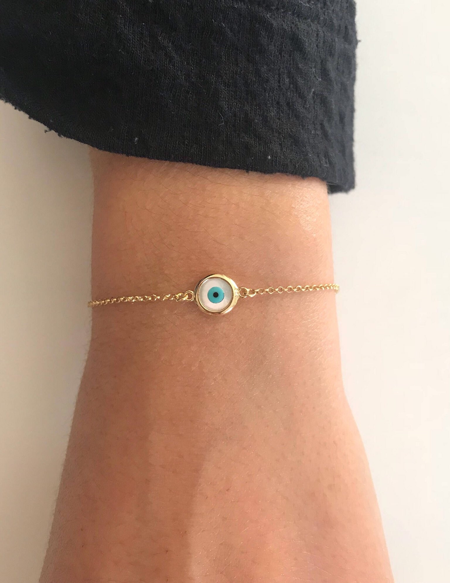 Bracciale in oro, bracciale con occhio di Allah in oro, bracciale rotondo, bracciale con ciondolo protettivo, bracciale con ciondolo occhio di Allah,