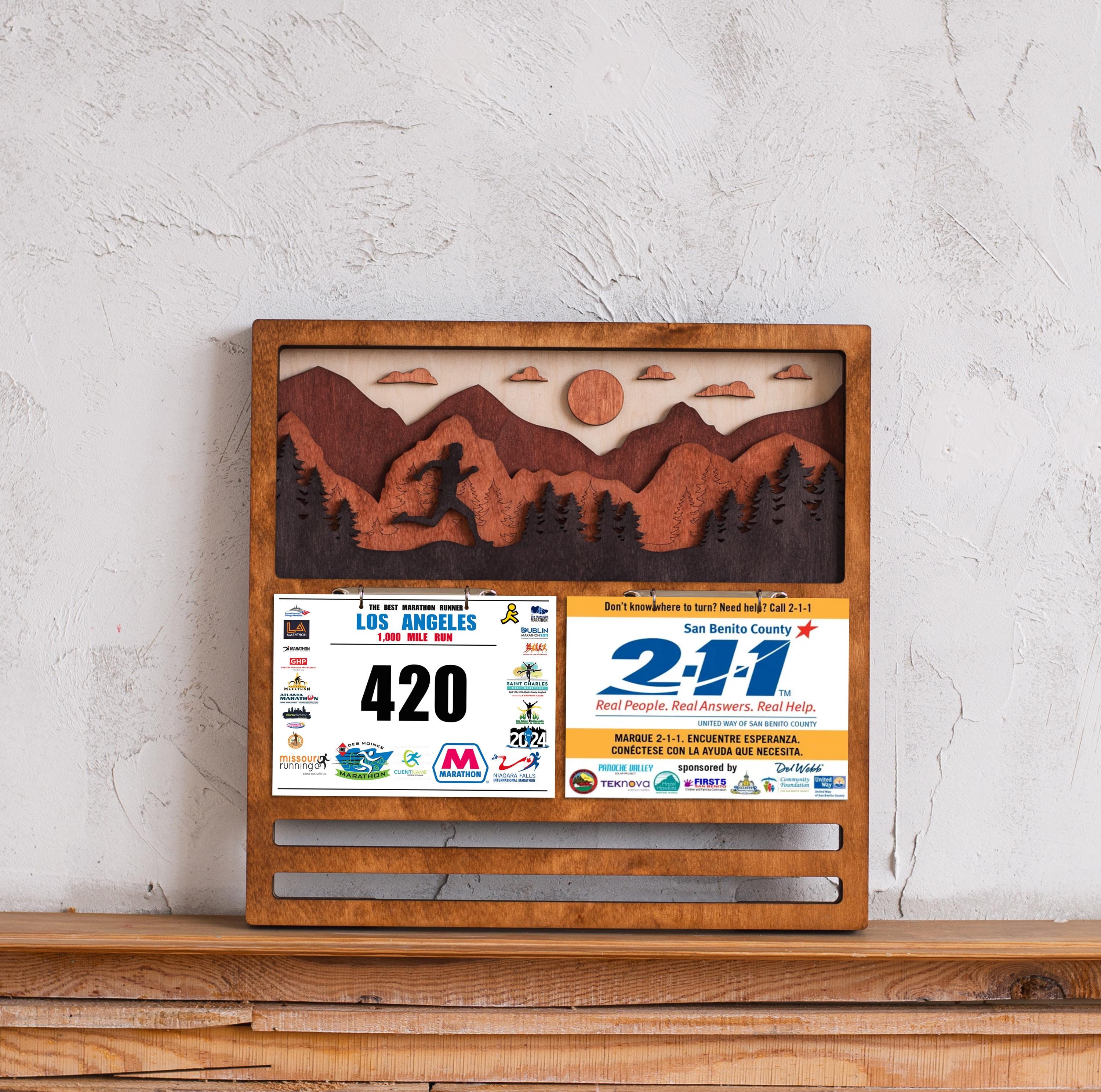 Porta medaglie in legno, Porta medaglie per maratona, Porta medaglie e pettorali per corsa, Espositore per medaglie da corsa, Appendi medaglie per cor
