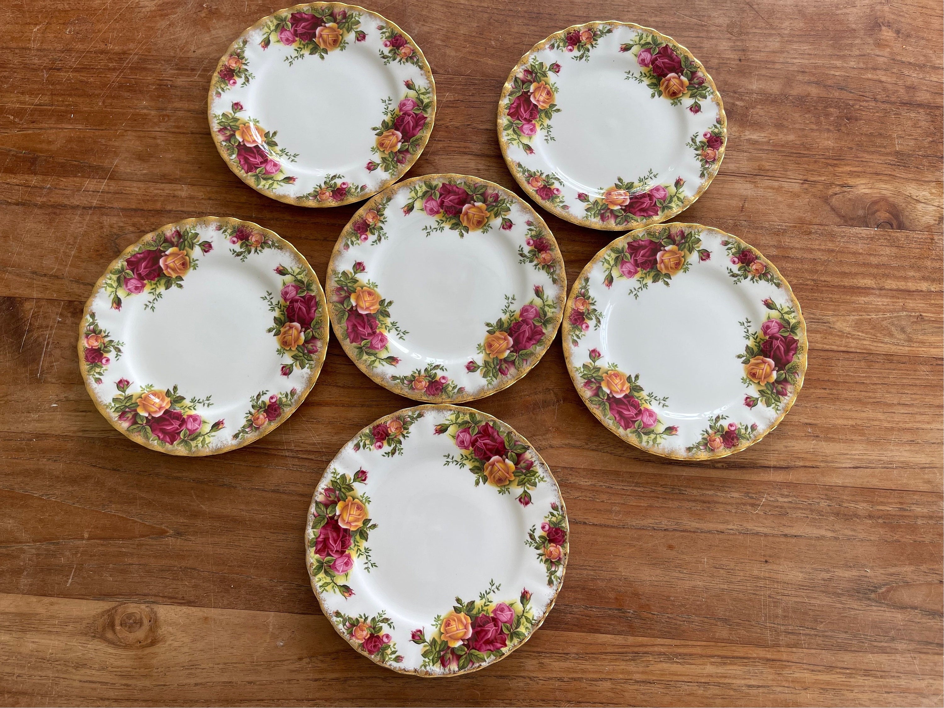 Set di 6 splendidi piatti da pasticceria Old Country Roses in porcellana Bone China England di Royal Albert, piattino per pane e burro piccolo, 16 cm