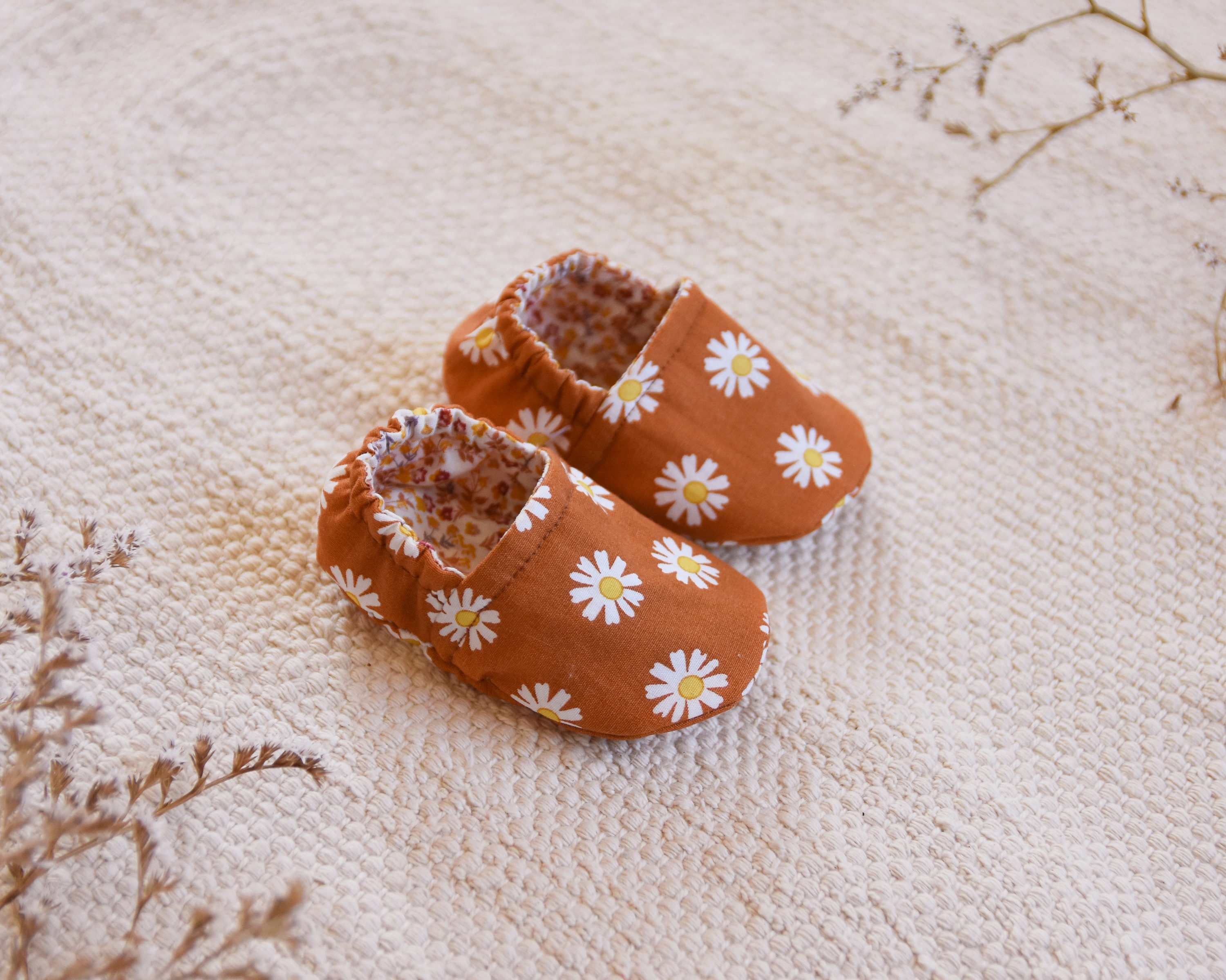 Modello di cucito per scarpe da neonato e da bambino, modello di cucito per pantofole, modello per neonato, tutorial video, download immediato in PDF,