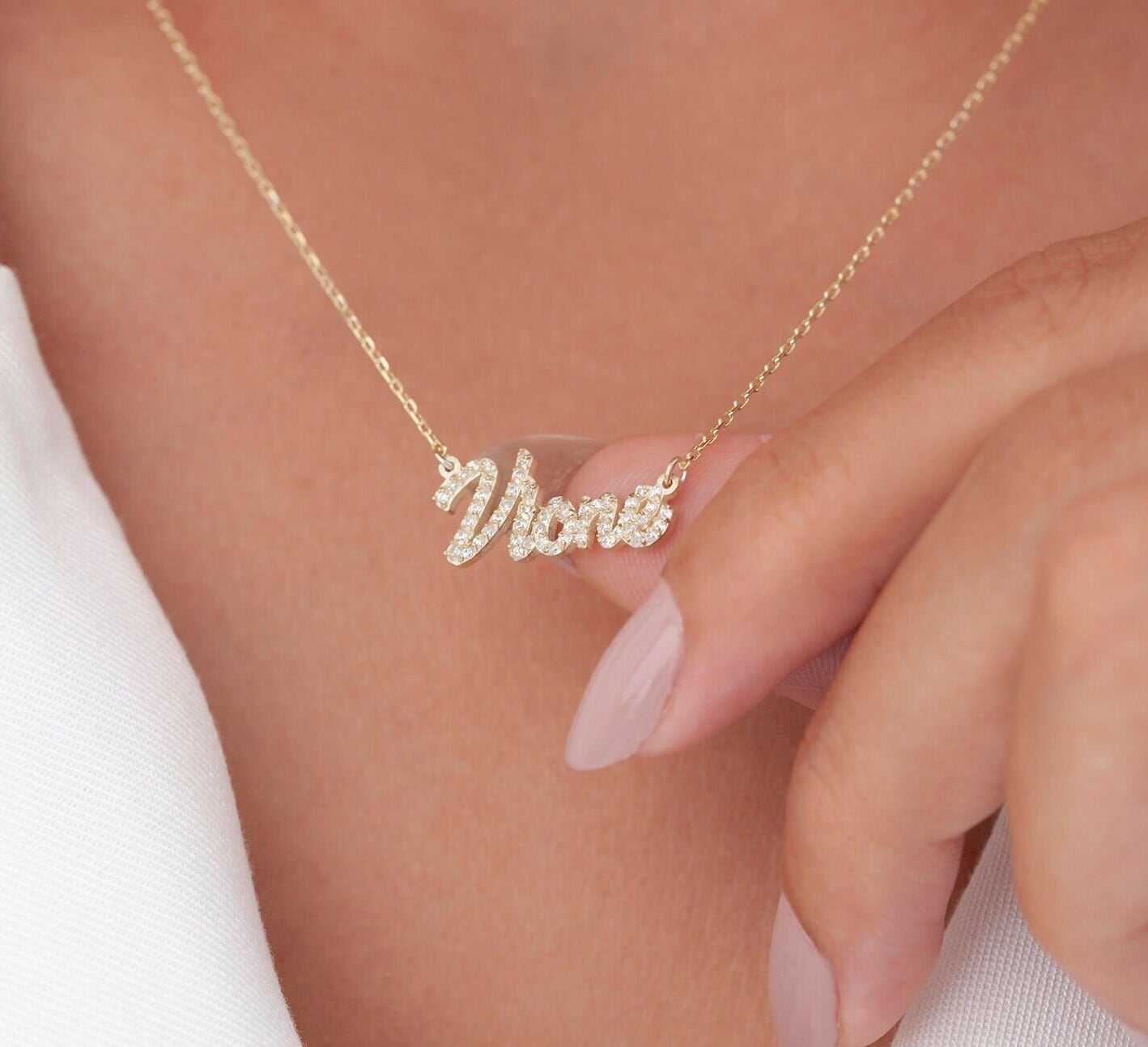 Collana con nome in oro massiccio 14k e diamanti, regalo personalizzato, collana con nome, collana con nome in pavé, regalo di Natale, collana con zir