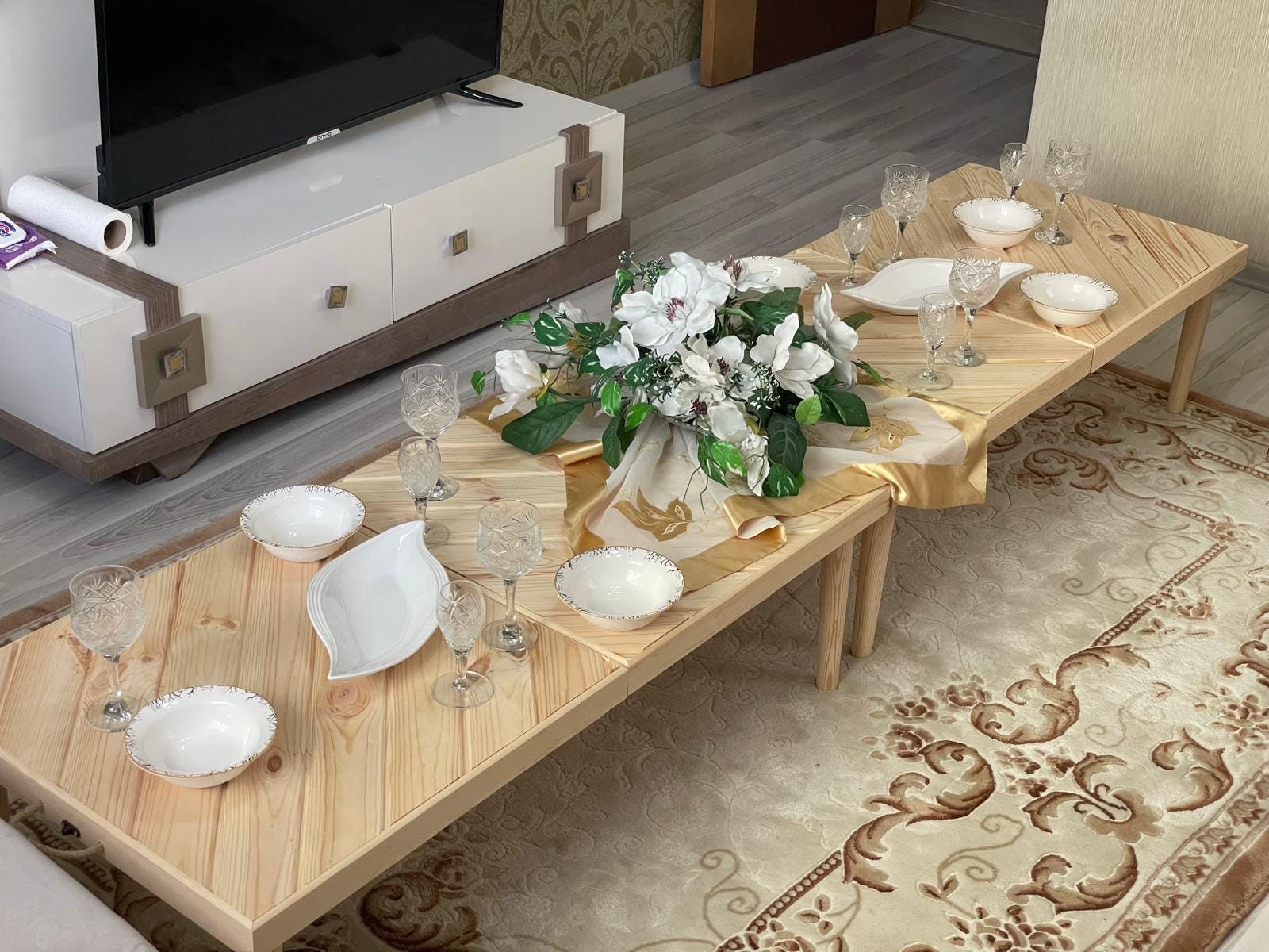 tavolo boho, tavolo in legno, tavolo da picnic, tavolo pieghevole, tavolo fatto a mano, tavolo pieghevole, tavolo del Ringraziamento, tavolo da pranzo