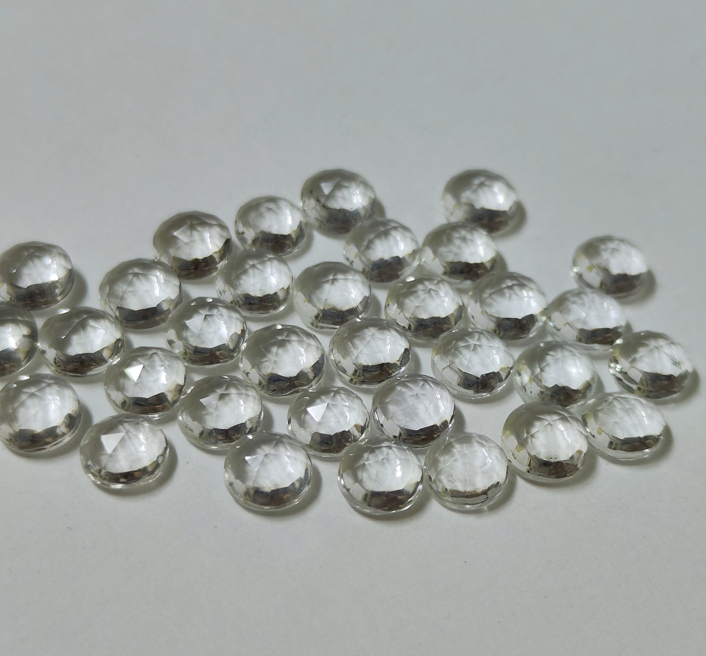 Gemme di quarzo cristallo di forma rotonda taglio rosa cabochon 2 mm 2,50 mm 3 mm 4 mm 5 mm 6 mm 7 mm 8 mm 9 mm 10 mm 11 mm 12 mm 13 mm 14 mm 15 mm Di