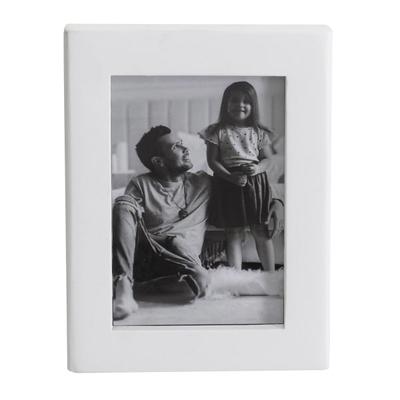 Realspace Luna Wood Picture Frame, 5-3/4" X 7-3/4", Matted For 4" X 6", White