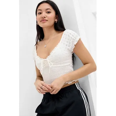 Kimchi Blue Sydney Cap Sleeve Shirred Top - White M at Urban Outfitters