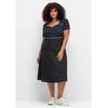 Jerseykleid SHEEGO BY JOE BROWNS "Große Größen", Damen, Gr. 46, Normalgrößen, schwarz (schwarz gemustert), Obermaterial: 95% Viskose (LENZING ECOVERO), 5% Elasthan, gemustert, feminin, figurbetont knieumspielend, eckiger Ausschnitt, Kurzarm,...