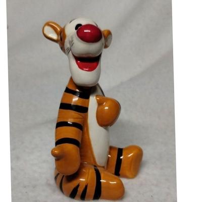 Disney Accents | Disney Tigger Ceramic Figurine Winnie The Pooh Collectible Decorative Statue | Color: Black/Orange | Size: 5 In