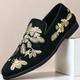 mocassini slip-on da uomo in pelle scamosciata nera con ricami floreali e api dorati – eleganti scarpe casual per matrimoni, feste ed eventi formali