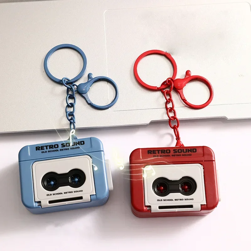 2PCs Kreative Vintage Mini Retro Kassette Recorder Musik Schlüssel Kette Nette Mini Player Gedenken Schlüsselring für Paar Freunde Geschenk