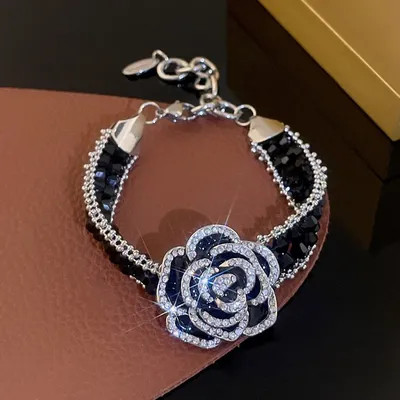 Fashion Camellia Flower Bracelet for Women Black Crystal Chain Bracelets Weddings Party Bangles 2024