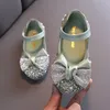 Mode kinder Sandalen 2025, Frühling Sommer Glänzende Blumen Süße Mädchen Prinzessin Schuhe Dance Performance Kinder Sandalen