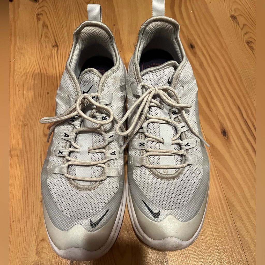Nike Shoes | Women’s Nike Air Max Tennis Shoes Size 10.5 | Color: White | Size: 10.5