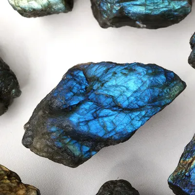 1pc Natural Labradorite Raw Stone Handmade Unpolished Quartz Specimen Rough Landscape Aroma Diffuser