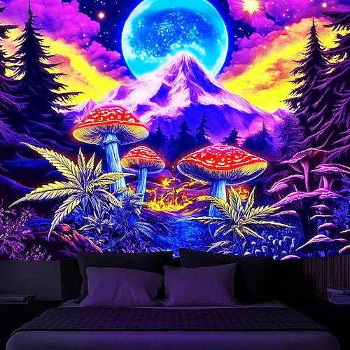 Schwarzlicht Wandteppich Leuchten im Dunkeln Glow Party UV reaktive trippy neblige Pilze Berg Natur Landschaft hängendes Wandteppich Wandkunst Wandmalerei für Wohnzimmer Schlafzimmer Image