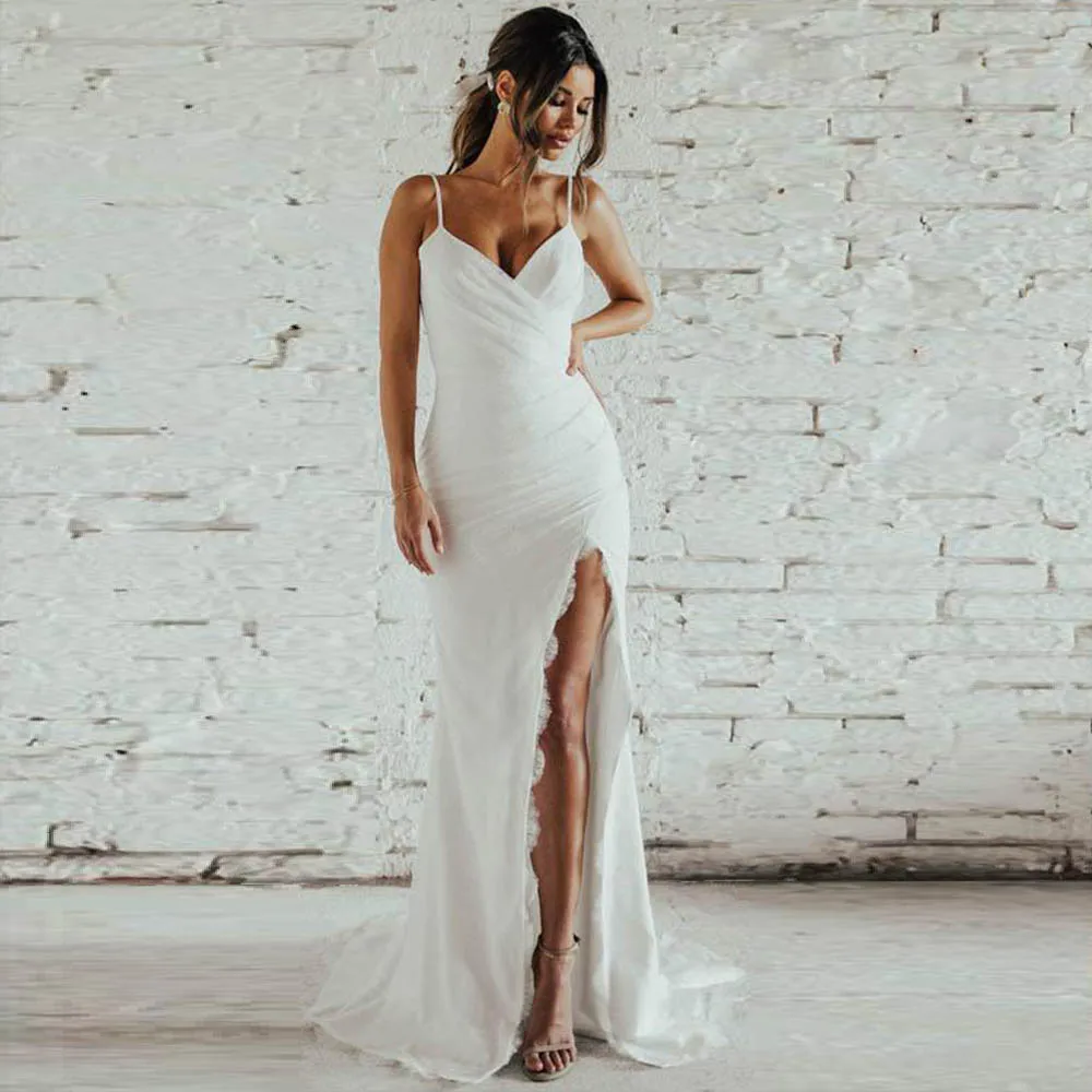 Abito da sposa da spiaggia Sirena con spacco sulla coscia Sweep Train Abito da sposa estivo in pizzo Senza spalline Scollo a V Abiti da sposa sexy senza schienale