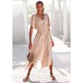 Maxikleid LASCANA, Damen, Gr. 40, N-Gr, beige (sand, beige bedruckt), Satin, Obermaterial: 100% Polyester, bedruckt, animal-print, modisch, figurumspielend knöchellang, tiefer V-Ausschnitt, Kurzarm Fledermausärmel, Kleider, mit Animalprint, luftiges...
