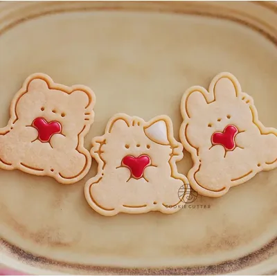 3Pcs/Set Rabbit Bear Cat Cookie Cutter Mold Love Heart Valentine’s Day Biscuit Stamp Icing Cookie