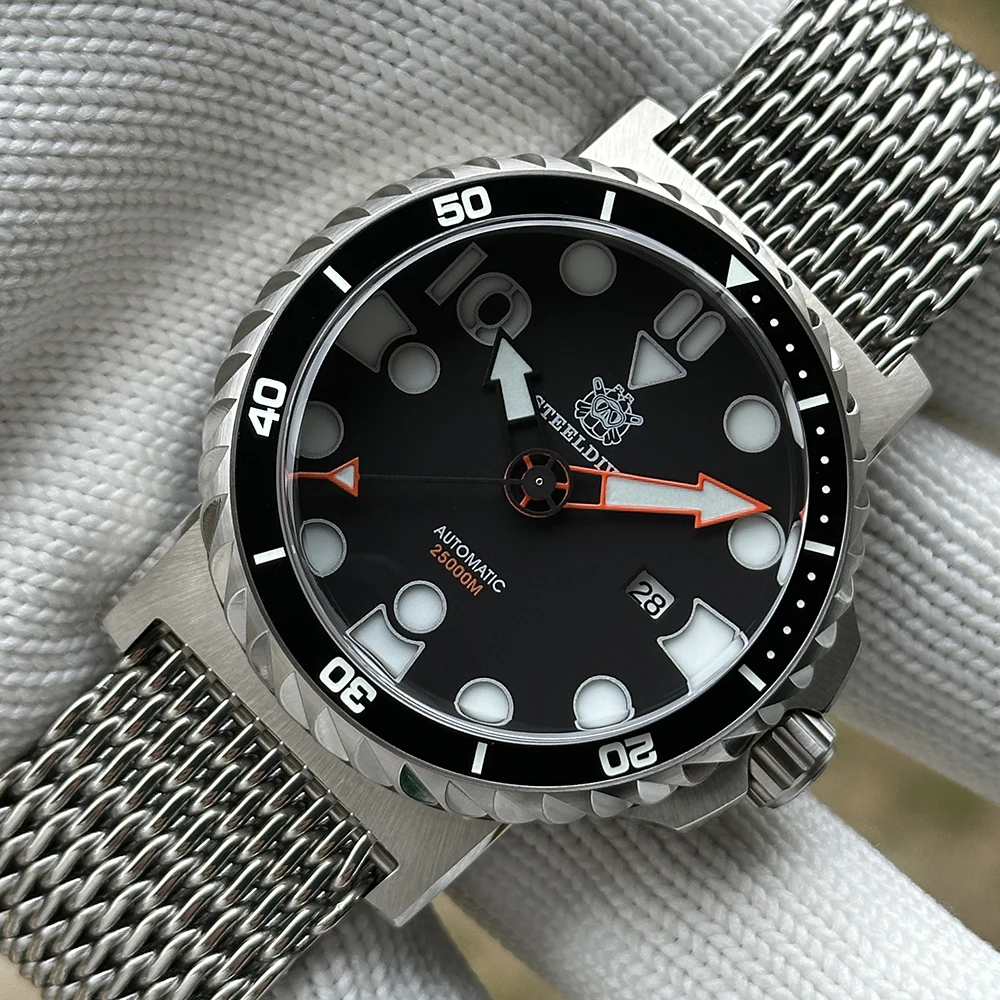 STEELDIVE Offizielle SD1982H blau leuchtende 46,5 mm 25000 m wasserdichte Saphirglas-Keramiklünette NH35 Herren-Taucheruhren mit Datum Image