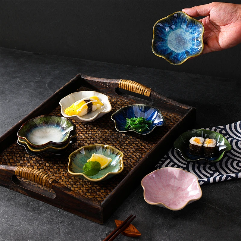Piatto per salsa in ceramica di bellezza Piatti per condimenti piccoli giapponesi Ciotola Servizio da tavolo Aceto di soia Piatti per sushi Pentola calda Immersione all'ingrosso