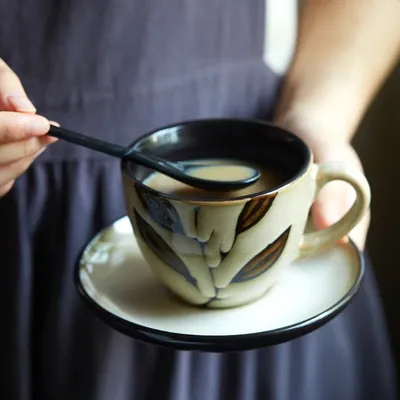 Cups+Saucers