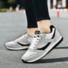 Marke Männer Turnschuhe 2025, Licht Athletische Laufschuhe Mode Frauen Schuhe Chunky männer Casual Sneaker Walking Schuh Plus Größe 48