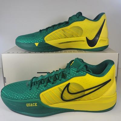 Nike Shoes | Womens Size 15 Nike Sabrina 1 Oregon Ducks Fq3381-300 Mens 13.5 Basketball Shoes | Color: Green/Yellow | Size: Mens 13.5 / Womens 15