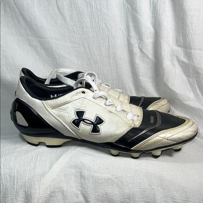 Under Armour Shoes | Under Armour Mpz Pearl & Black Leather Soccer Cleats - Size 12 | Color: Black/Cream | Size: 12