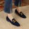 Scarpe singole da donna con tacco Punta a punta Decorazione in metallo Scarpe da donna poco profonde