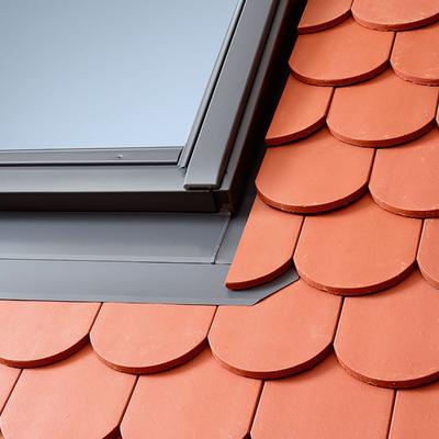 VELUX Eindeckrahmen EDB 1000 Biberschwanz, 78x180 cm (MK12) Image