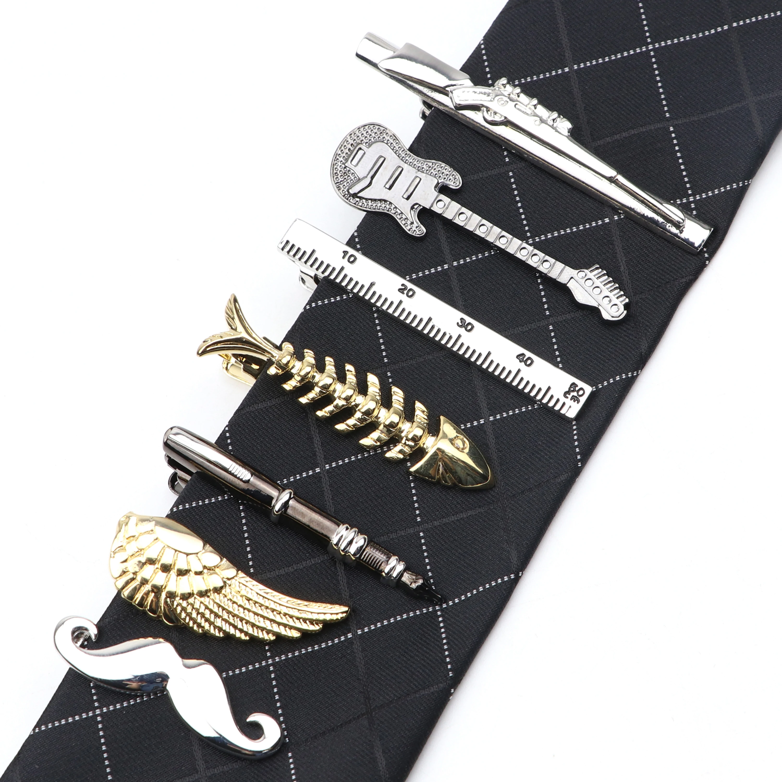 Fermacravatta da uomo in acciaio inossidabile cromato alla moda, classico di lusso, dorato, spada per aereo, gioielli in acciaio brillante, clip da uomo d'affari, accessori